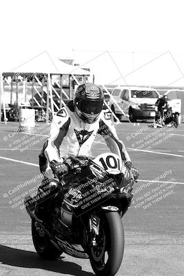 media/Apr-10-2022-SoCal Trackdays (Sun) [[f104b12566]]/Around the Pits/